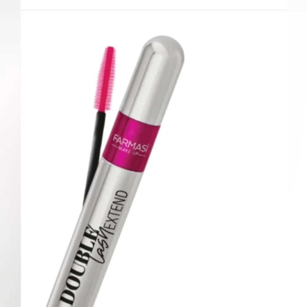 Farmasi Double Lash Extend Mascara.
